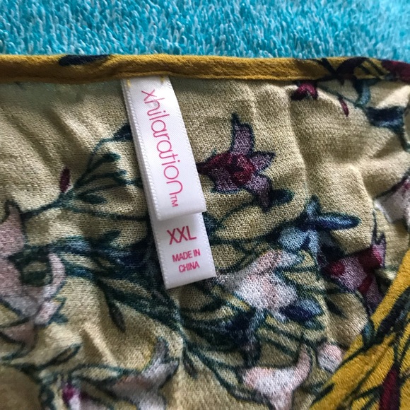 Xhilaration Blouse - Picture 3 of 3